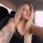 Evelina Instagram - on ollu ihanan Pehmee julkasupäivä 🥹 kiitos kaikista ihanista sanoista, kuunteluista ja viesteistä 🫶🏼 oon super onnellinen!! onks jo lempparibiisii albumilta?