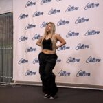 Evelina Instagram - on ollu ihanan Pehmee julkasupäivä 🥹 kiitos kaikista ihanista sanoista, kuunteluista ja viesteistä 🫶🏼 oon super onnellinen!! onks jo lempparibiisii albumilta?