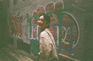 Evelyn Choi Instagram - city walk city snap.