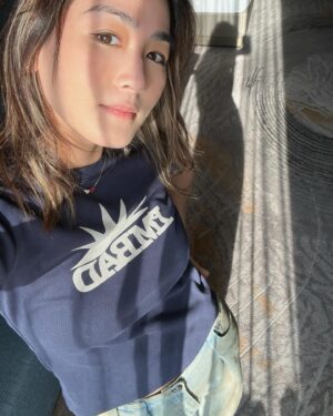 Evelyn Choi Instagram - 追著陽光在拍
・・・
這是上個月在福州拍的
香港的太陽到底跑去哪了｡ﾟ(ﾟ´Д｀ﾟ)ﾟ｡
