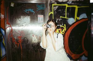 Evelyn Choi Instagram - city walk city snap.