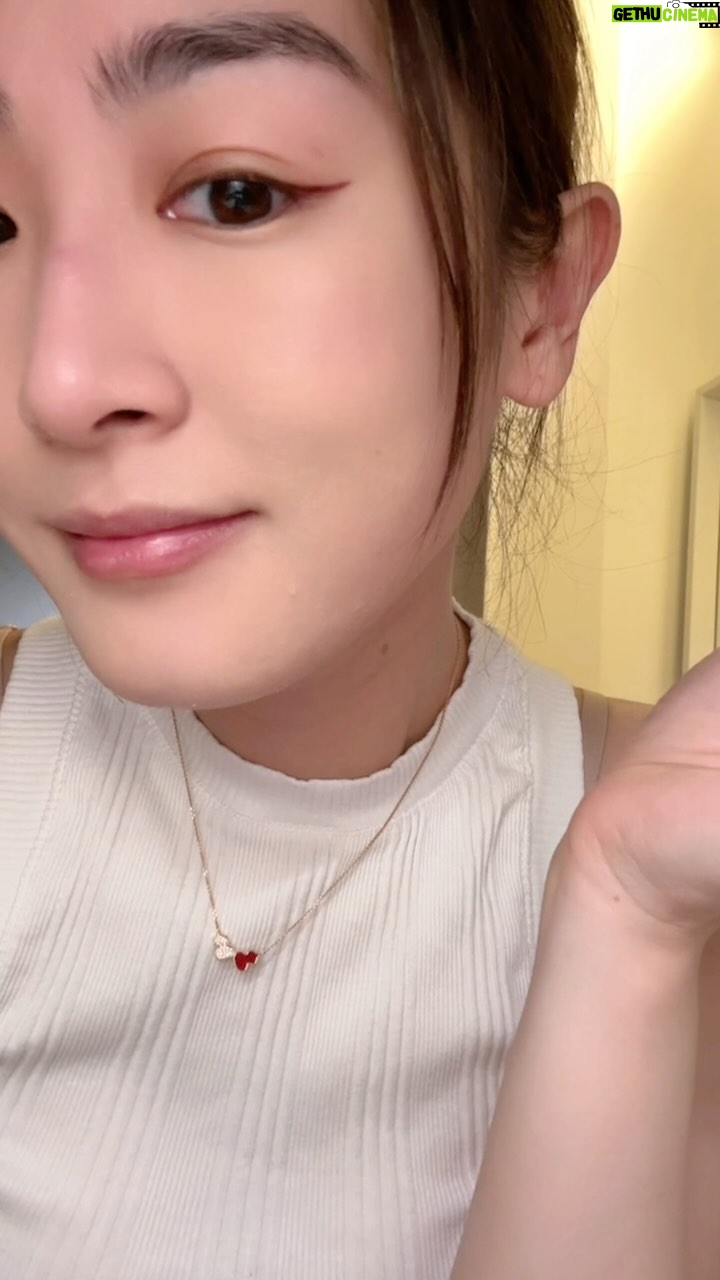Evelyn Choi - 3 Likes - 朋友傳來這個挑戰
所以我也挑戰了
最後發現原來都幾有用
不過過程有啲醜ಠ_ಠ