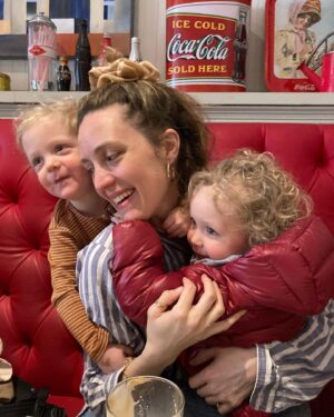 Evelyne Brochu Instagram - ❤️