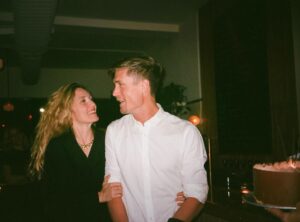 Evelyne Brochu Instagram - Mon amour. 📷: @lacharlo