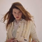 Ever Anderson Instagram – Harpers Bazaar Korea Making of Video , special appearance by Dash!💛🤍💛 music by my Mama @millajovovich 

@miumiu 
@harpersbazaarkorea 

Director: @yanayatsuk 
DP: @funkisfunky 
1st AC: @traviswaddell
Editor: @zakbyrd
Colorist: @shadwmi

Make up @jostrettell 
Hair @hairbycandicebirns 
Talent Booking @chrissbrenner 

#miumiu #ad