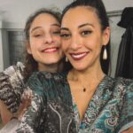Evgenia Samara Instagram - [112/366•2024]* ___________________ Missανθρωπος η τελευταία! Τώρα σοβαρά, πέρασαν δυο χρόνια;;; Εγώ ακόμη δεν το πιστεύω παιδιά. Πέρασαν και έφεραν όμορφα δώρα, μαθήματα, ανθρώπους. Μισάνθρωποι αγαπημένοι Φωτεινή, Αθηνά, Οδυσσέα, Αυγουστίνε, Στέλιο, Κυριάκο, Θάνο, Αλέξιε, Αγγελική. Σας αγαπώ και σας ευχαριστώ!! ΥΓ: καμαρινάκι μου είσαι και θα είσαι ♥️