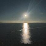 Evgenia Samara Instagram - [14/366•2024]* _________________ Στο ναό του θεού της θάλασσας με ηλιοβασίλεμα. Ενεργειακή Κυριακούλα ΤΣΕΚ #naostouposidona #sounio