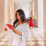 Evgenia Samara Instagram - [13/366•2024]* __________________ Η τέχνη μόνο θα μας σώσει. #museumlover