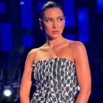 Evgenia Samara Instagram - [50/366•2024]* __________________ Που κοιτάω τόσο σοβαρή όταν φοράω στραπλες ;;; Η ερώτηση των 10 εκατομμυρίων. #switchgr