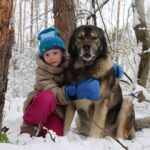 Evnika Sadvakassova Instagram – I live in the 18th century. I have a wooden house with a large fireplace. My daughters, like lionesses, hunt in this forest. This forest belongs to them, and this Bear. I can easily imagine this when I look at this photo. ((With such children, it’s not scary to be in any century …😂🤣😂
.
.
.#спорт #sport #champion #family #evnika #семья #exercise #muaythai #ufc #boxing #fight #fighter #mma #kickboxing
#thaiboxing #martialarts #karate #kungfu #taekwondo #dad
#тренировка #trening #бокс #kids #boxeo #saadvakassfamily #dog
#boxinggirl #boxingcoach #дети