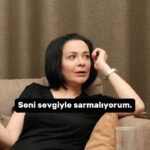 Evrim Akın Instagram – Karşınızda yeni video! 🥰 

Bu videoda bilinçaltı oyunlarından nasıl arınabilirsiniz, istediklerinizi hayatınıza nasıl çekebilirsiniz, negatifleri hayatınızdan nasıl çıkartabilirsiniz gibi pek çok merak edilen soruların cevapları ile geldik! 
Link Bio’da👆🏻