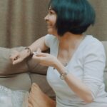 Evrim Akın Instagram – Veeee karşınızda Tiktok fenomeni Esefsu! 🥰

Yeni konuğum @esefsu ile konuşmaktan ve gülmekten çenemizin düştüğü, çooooook eğlendiğimiz bir çekim gerçekleştirdik. Umarım izlerken aynı keyfi alırsınız! 

Video bu cuma yayında🥳Alarmları kurmayı sakııın unutmayın! 🤩