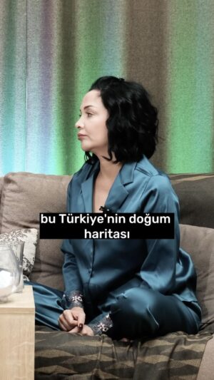 Evrim Akın Instagram - Kasım ayında gerçekten bomba olaylar bizi bekliyor! Acaba bu haberler neler?🤔 Video YouTube kanalımda yayında, bio’daki linkten ulaşabilirsiniz ⭐🎈
#işbirliği 
@nuraysayarii @lujurian