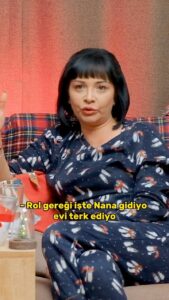 Evrim Akın Instagram - BİZ KAVUŞTUUUUK! 🎉🧡 Yılbaşına özel çok sevdiğim @egetanman ile biiiiir sürü şeyden bahsettik. Detay vermek istemiyorum🤭 Hadi YouTube’a! Link profilde.☝🏼