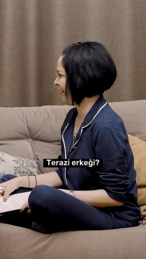 Evrim Akın Instagram - Nuray Sayarı’dan burç yorumları 👀

Sizin burçlarınız nedir? 🥳

Videoyu izlemediyseniz sizi şöööyle YouTube kanalına alalım🤩👆🏻