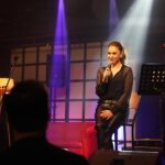Evrim Alasya Instagram - Yarın akşam birtakım sürprizlerimizin olduğu doğrudur #kızılcıkşerbeti