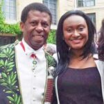 Fabienne Colas Instagram - #BoucheBée: Devinez ce que Dany Laferrière m'a écrit à la suite de l'annonce du doctorat honorifique que je recevrai le 6 juin 2024 de la Faculté des beaux-arts de @concordiauniversity! Je vous le partage ici, avec son autorisation: *** Chère Fabienne, Docteur Colas, Je suis si heureux de te savoir dans la toge du plus haut grade universitaire, celui de doctorat honoris causa. Je te félicite respectueusement pour le chemin accompli, et cela sans piétiner les plates-bandes de personne, ni humilier quiconque. Cette distinction, tu la dois à ton travail inlassable (pour le cinéma et contre le racisme), et à cette humanité que tu as fait preuve durant tout le processus. Poursuis ta route, petite fille d’Haïti, c’est tout ce qu’on te demande de faire durant ces temps si difficiles. Ne perds pas ton énergie ailleurs que sur tes projets qui font du bien à tant de monde déjà. Je t’embrasse fièrement ma sœur… Ton vieux frère Dany (Laferrière) *** Je suis bouche bée devant tant de générosité... Cela m'encourage à ne pas baisser les bras. Vous conviendrez avec moi que Dany Laferrière, écrivain et membre de l'Académie française, est un maître des mots et de leur agencement. Il vient de fêter ses 70 ans. L’Académie française est bien chanceuse d’avoir Laferrière sur ce mythique fauteuil #2 qui a vu passer, entre autres, Montesquieu en 1728, Alexandre Dumas en 1874 et Victor Hugo en 1841. Tellement privilégiée de l'avoir comme ami loyal, conseiller, mentor, et surtout comme mon idole. Comme on dit au Québec: Je l'aime d'amour!!! Merci Dany. Quant à vous, merci de vos bons mots, sur toutes les plateformes, qui m'ont propulsée! J'ai été inondée d'amour de toutes parts. Ce doctorat honorifique c'est grâce à votre appui indéfectible depuis toujours. Onè saa se pou Ayiti li ye tou!!! ___ Photos prises au @FestivalHaitiEnFolie dont la 18e édition se tiendra du 24 au 28 juillet 2024. Www.HaitiEnFolie.com #HEF24 La dernière photo a été prise de mon Blackberry de l'époque à l'Académie française quand Dany fut intronisé Académicien.
