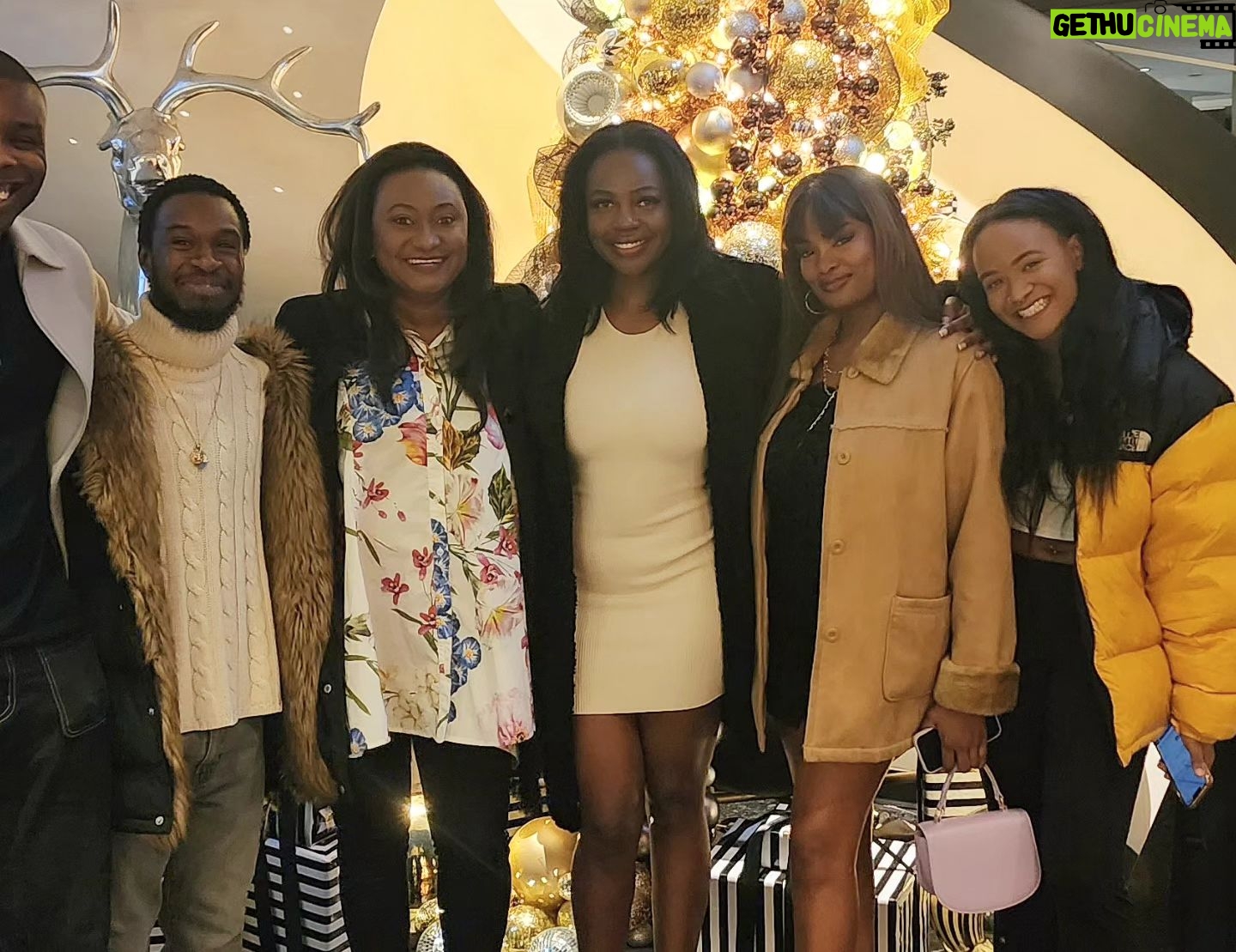 Fabienne Colas Instagram - Thank you, #Vancouver! About last night at the @vancouverblackfilmfest running until Dec 4, 2023! It was so much fun to accompany the FCF's Being Black in Canada 2022 cohort to what is the end of their national tour!!! Their films are screening today and online until Dec 4. Check out the program & grab your pass: www.VancouverBlackFilmFest.com #VIBFF23