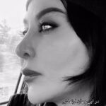 Faghiheh Soltani Instagram - در این جهان ارتعاش ! جامدی وجود ندارد ! اگر سدی غیر قابل نفوذ دیدی بدان برای دیدن منافذ آن به اندازه ی کافی ریزبین نیستی ! فقیهه عزیزانم دلتون پر از شادی و‌امید 🙌♥️