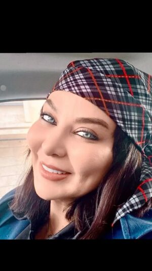 Faghiheh Soltani Instagram - یکی میگفت بابا بخند بذار بشوره ببره ! .. برین کنار سیل نبرتتون 
😜😝😅🥳🌊☔️⚡️🌧️