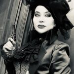 Faghiheh Soltani Instagram - اگه دوست داشتین ببینین ، اینو‌ بگم که من اصلا ادعایی ندارم و تازه دارم یاد میگیرم ، البته اگه یاد بگیرم 😅 چون هیچوقت توی دروغ گفتن و پاپوش ساختن برای حذف دیگران استعداد نداشتم .. حضورم توی این برنامه صرفا جهت فان بوده رفقا 😅😝😁😊♥️ #ریالیتی_شو_پدر_خوانده فصل ۳ قسمت ۴ #فیلمنت ورق بزنین 🥰