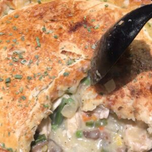 Faith Ford Instagram - Tonight’s dinner..Iron skillet chicken & veggie pie! First time making gluten free crust. 🤓@campionmurphy gave it 👍🏼👍🏼 Mama Pat gave it a “Good job!”😉 It was tasty! Swipe⬅️😋🥧♥️