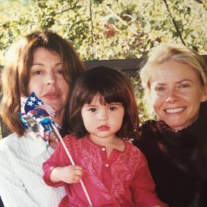 Faith Ford Instagram - Happy Birthday to my treasured friend @officialjaneleeves 🎉♥️🎉🎉🎉 From our humble beginnings in L.A. during the mid 80’s as roomies, through lots of laughter & occasional tears, auditioning, going to class, success in our careers, to marriage and love of family... we have shared so many precious memories together and for that, I am truly grateful. Love you Jane! 😘 Have a wonderful day! ✨💫✨ Swipe ⬅️