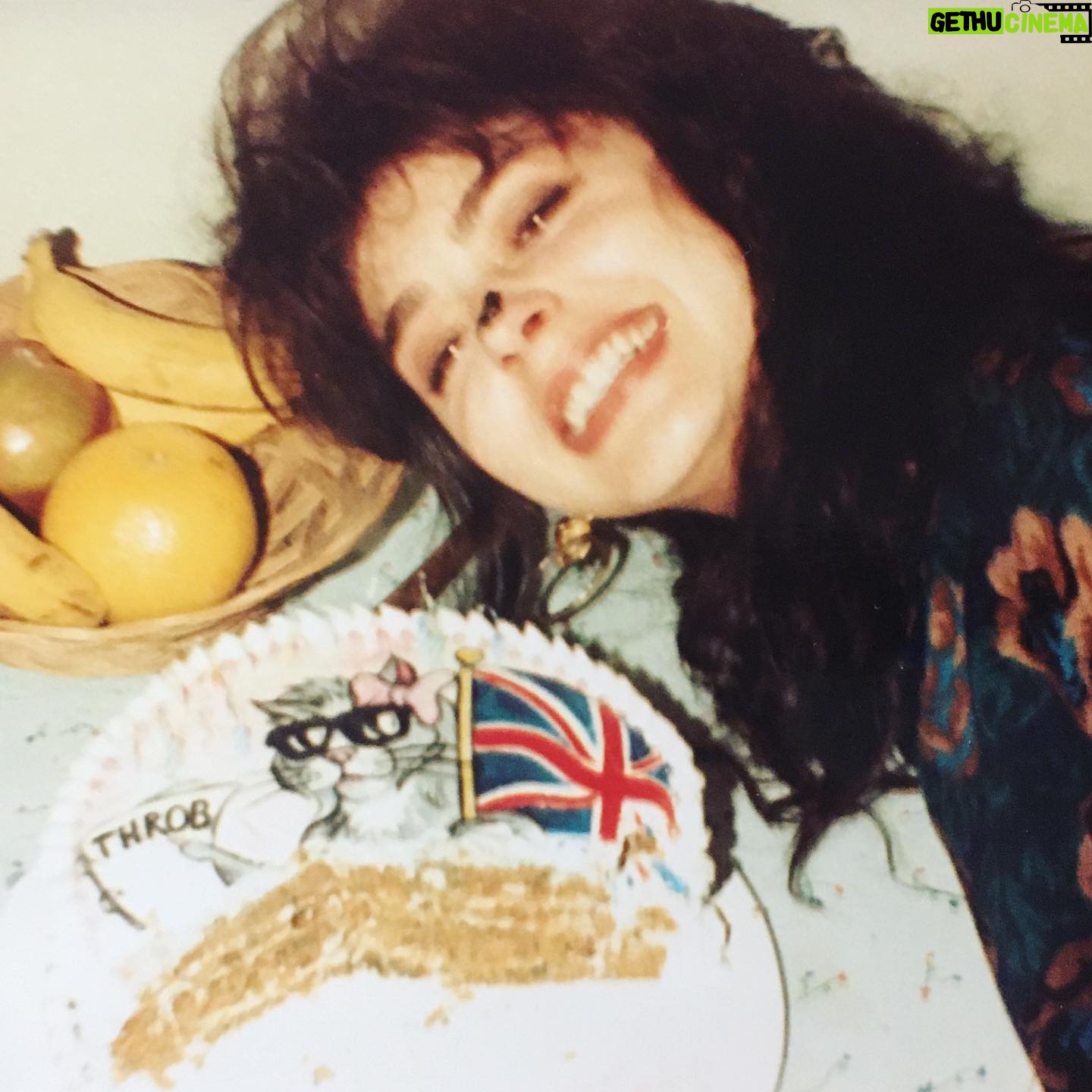 Faith Ford - 3.1K Likes - Happy Birthday to my treasured friend @officialjaneleeves 🎉♥️🎉🎉🎉 From our humble beginnings in L.A. during the mid 80’s as roomies, through lots of laughter & occasional tears, auditioning, going to class, success in our careers, to marriage and love of family... we have shared so many precious memories together and for that, I am truly grateful. Love you Jane! 😘 Have a wonderful day! ✨💫✨ Swipe ⬅️
