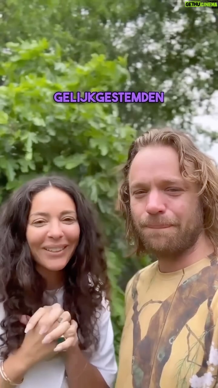 Fajah Lourens Instagram - YESSS!! ππβ¨πΉπ Nog een kleine 4 weken te gaan tot het strandfeest! De avond wordt zoals je weet aan elkaar gedraaid door de leukste djβs, en die hebben er - net als wij - ook al heel veel zin in. Kijk maar π Line-up: Fajah Lourens Arjuna Schiks Jeppe Jorn Luka Datum: 06/07/2024 Tijd: 16:00 - 23:00 Locatie: Vrijstaat Nederzandt, Noordwijk Kom jij ook met meer dan 1000 gelijkgestemden het leven vieren op 6 juli? Haal dan snel je tickets via de link in onze bio, want de kaartverkoop gaat ontzettend hardβ¦ π€©