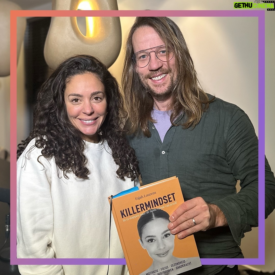 Fajah Lourens Instagram - Hey hallo! Check nu de nieuwste KUKURU aflevering waarin Fajah Lourens (@fayaofficial ) te gast is. In deze aflevering gaat van paardencaching, naar coping mechanismes, discipline, Killerbody dieten, opvoeding, en haar nieuwe boek ‘een Killermindset’. Het inspirerende hieraan is dat Fajah ook tot in detail over haar eigen reis vertelt en dat maakt het niet alleen menselijk, maar nóg inspirerender. “Het verschil tussen een struikelblok en een springplank is hoe je het gebruikt.” Ben jij meer een struikelblok- of een springplankdenker? Check het snel en laat ons weten hoe jij jouw ‘Killermindset’ ontwikkelt! Deel jouw ervaringen en/of mening in de comments.