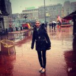 Fallon Sherrock Instagram – Enjoying the ❄️⛄️ in Groningen before tonight’s @kingsofdarts 😤😂😂 #WrongShoes