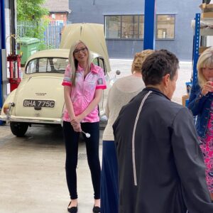 Fallon Sherrock Instagram - With @servicesure_autocentres today ❤️❤️