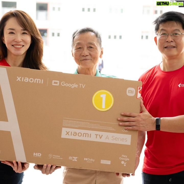 Fann Wong Instagram - Spreading love and joy at our yearly charity event in Ang Mo Kio, surrounded by 150 wonderful old folks who fill our hearts with warmth and smiles. π A heartfelt thank you to my amazing @fannaticfannclub for tirelessly arranging and making this charity event possible year after year. Your dedication and support make all the difference. And a special shoutout to my loving hubby and son Zed for joining forces with me before my hubbyβs upcoming trip to Taipei. Your help and presence mean the world to me. π Big thanks to the talented Zed for bringing the mesmerizing blue lion to life with your incredible lion dance performance - truly the highlight of the event! And a special shoutout to Jack for adding that extra flair as the lion tail. Your skills and dedication made the day unforgettable. π¦π ππ»ππ»ππ» Grateful for the generous support of our friends who joined us at the charity event. Your participation truly makes a big difference and fills our hearts with gratitude. Thank you for being a part of this meaningful cause! ππ @aiainbaby @fannaticfannclub @cgppersonnel πππ Thank you for bringing smiles and warmth to our eldersβ€οΈ @bakershearts @zachleong Thank you for being so generous and kind year after year β€οΈ @friendsofclassic Thanks for allowing the elders to arrive in style π€© Special Thanks to AMKSS SOCIAL MOVE θ°’θ°’ε¦ε¦οΌε€§ε§εε€§ε§ε€«β€οΈβ€οΈβ€οΈ @wwfann @lloydkiang P/S Ice cream anyone ?