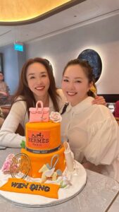 Fann Wong Instagram - ✨ Happy Birthday to my fabulous little sister! 🎂💕 May your day be filled with love, laughter, and lots of wonderful surprises! Cheers to another year of fabulousness! @soqnails @wwfann @fann_chee_meng @lloydkiang @kaycern @berberlahhhh