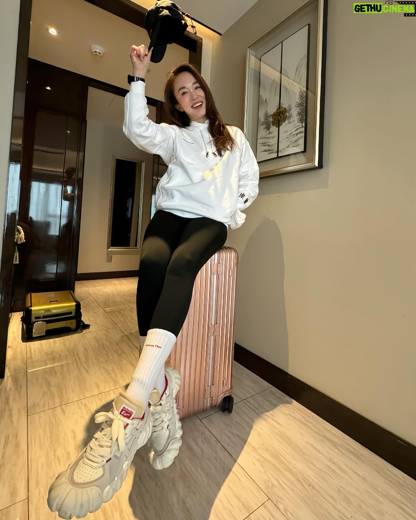 Fann Wong Instagram - Back in Beijing with lots of meetings and preparations underway for my live in XHS on 1st of March ❤️Stay tuned for all the excitement! 🐯🇨🇳