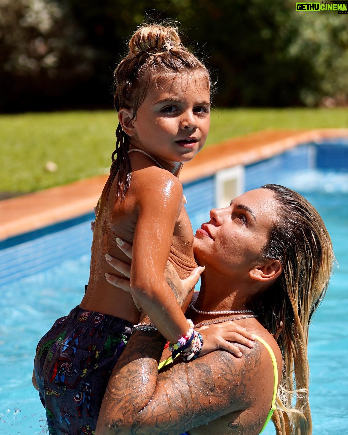 Fanny Rodrigues - 24.6K Likes - Summer of love 💛