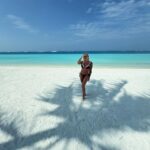 Fanny Rodrigues Instagram - Se pudesses escolher um destino para ires de férias, qual escolhias?! (Eu já estou a poupar para a minha próxima ✈️ 🏝️ 🌞)
