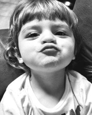 Fanny Rodrigues Instagram - 7 anos. 
7 anos de uma viagem feliz. Atribulada. A viagem mais emocionante da minha, das nossas vidas. A viagem com mais verdade e com mais amor de sempre. 
O Diego, é um menino de ouro. Tenho orgulho em ter um filho com um coração bom. Puro. 
O Diego, tem uma sensibilidade como poucos. 
E eu tenho mesmo muito orgulho. Eu, o Pai, os avós e todos aqueles que fazem parte da sua vida.

Hoje, é um dia de festa. Na verdade, mais um dia de festa. Porque viver com ele é viver dentro da festa. 

Parabéns João. Somos Pais do melhor filho!