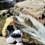 Fanny Rodrigues Instagram - O Gerês. Uma verdadeira pérola. Aliás, moramos num País que é um verdadeiro Baú. Um País rico. Um País bonito. Sorte a minha por ter feito cá o programa ontem e ter ficado hoje para conhecer um pouco mais. Um verdadeiro bilhete Postal 💚