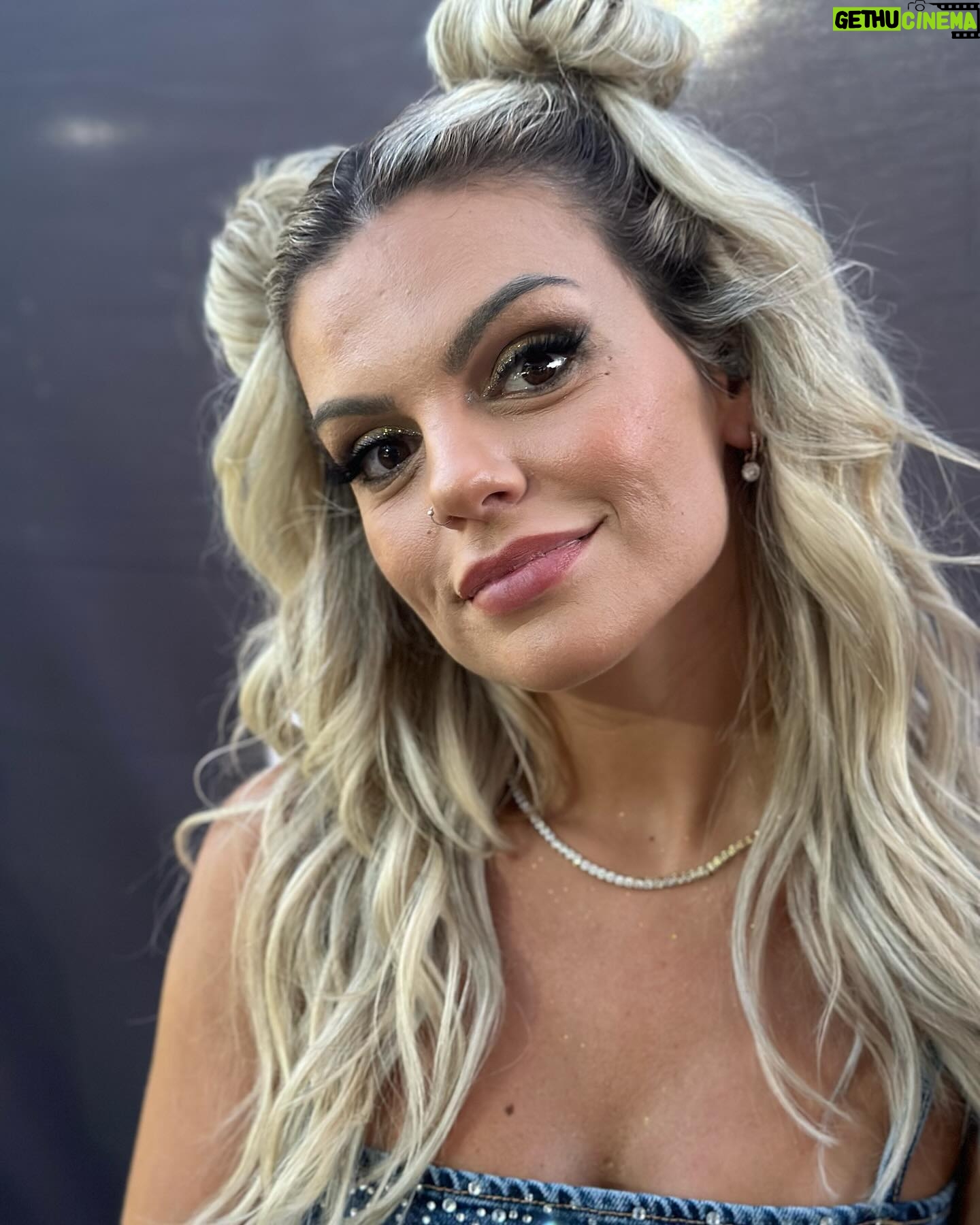 Fanny Rodrigues Instagram - Uma boa semana a todos ❤️ Obrigada pelo carinho e por estarem sempre aqui para mim ✨
