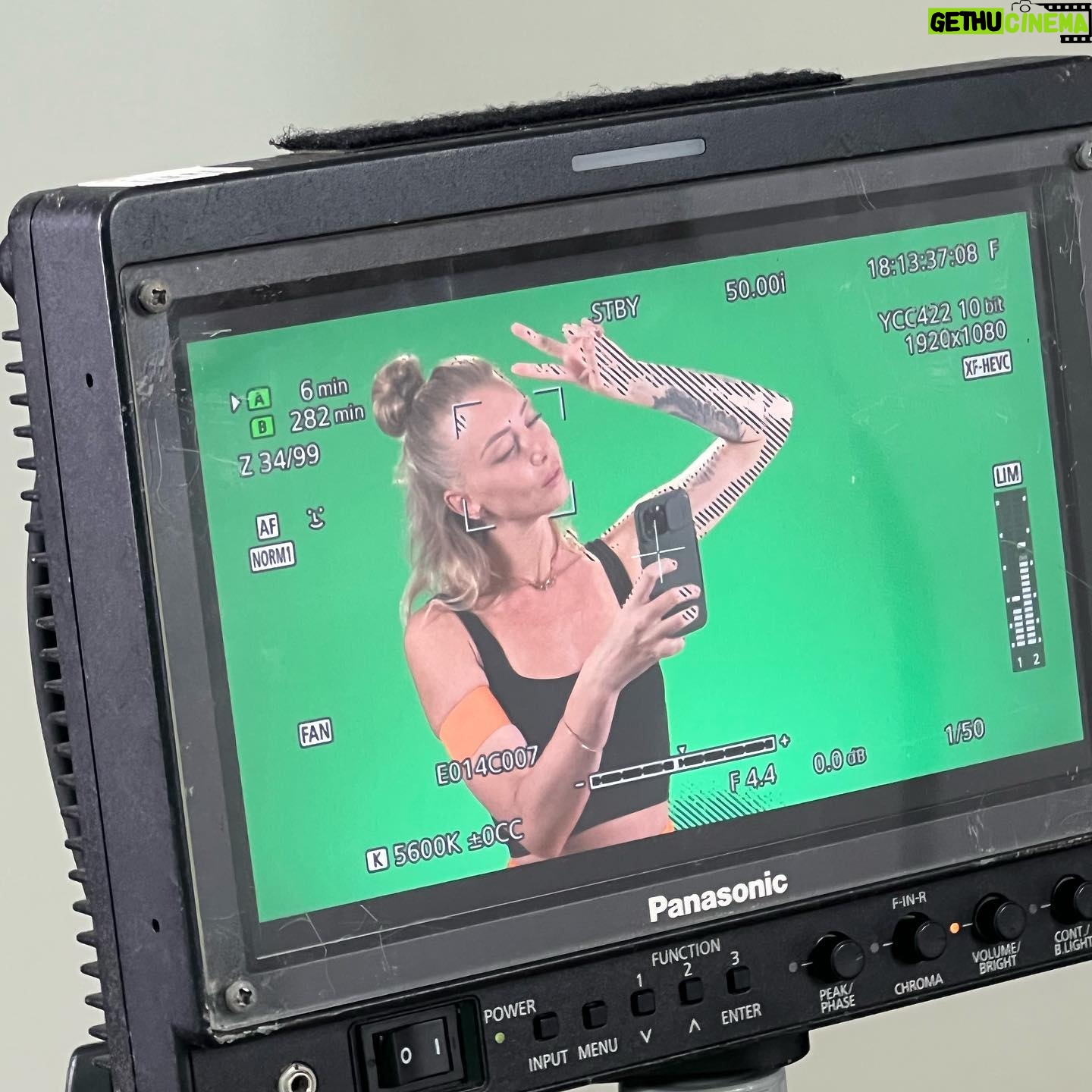 Fanny Salvat Instagram - ร demain la team Orange ๐งก๐