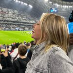 Fanny Salvat Instagram - Première fois que je vais au stade vélodrome ! 😅 et je commence par un Classico 🤪 . WTF l’ambiance !!!!!! 😍