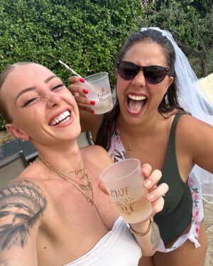 Fanny Salvat Instagram - EVJF 💍 @justgagou 

#bride #evjf #friends