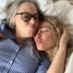 Fanny Salvat Instagram - Ma petite mamie dans le sud ♥️ La star de télé réalité elle était trop fière de faire partie des vidéos dans LAA6 😂