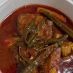 Farahdhiya Instagram - Masak sendiri selagi boleh 🙃 Asam pedas ikan pari,sayur kubis,telur dadar,telur masin & sambal belacan. Kuih mmg jarang atas meja,selagi boleh elak mmg akan elak,because itu semua punca2 naik badan 😁 Kita makan buah and kurma je. Itu tips utk badan maintain 👍🏻 Selamat berbuka semua 🌹 #fdcooked #fdskitchen #homecookedfoodisthebest
