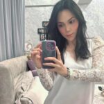 Farahdhiya Instagram – Rule #1 in life. Do what makes YOU happy 🤍 ;)