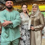 Farahdhiya Instagram - Hari hari hari raya 🥰 Thanks Datuk Yusof Haslam for the invitation. So good seeing a lot of familiar faces tapi tak sempat bergambar,ini je yg sempat ☺️