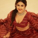 Farnaz Shetty Instagram - Grace, simplicity and tenderness are the jewels that sparkle the rocks I wear ☺️✨✨✨✨ . . . . . . . . . . . . . . . . . . . . . . #red #ethnic #love #divine #happy #smile #eternal #workmode #happyspace #indiangirls #indian #instagram #instagood #instadaily #lehenga #choli #dressforit