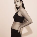 Farnaz Shetty Instagram - “Well, I’m glad people don’t come with calories, or I’d be as fat as my chances of taking life seriously.” 😜😛🥳😘 . . . . . . . . . . . . . . . . . #FitnessGoals #FitFam #WorkoutMotivation #HealthyLifestyle #FitnessJourney #GymLife #TrainHard #ExerciseIsMedicine #FitnessInspiration #SweatEquity #FitLife #FitnessAddict #StrongNotSkinny #FitnessChallenge #Fitspiration #GetFit #ActiveLifestyle #FitnessCommunity #TrainLikeABeast #NoPainNoGain #FitForLife #WeightLossJourney #FitAndHealthy #FitnessFriday #CardioQueen . . . . . . . . . . . . . .