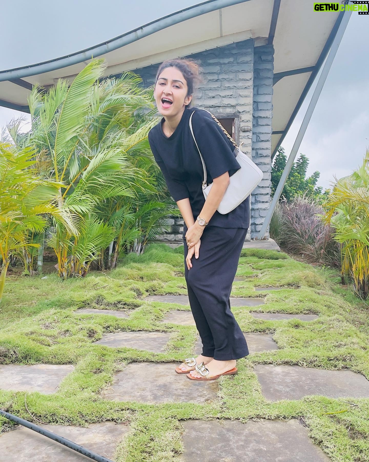 Farnaz Shetty Instagram - "Counting my blessings every day π" . . . . . . . . . . . . . . . . . #blessed #candid #captured #loved #happy #friends #happyme #happyplace #rejuvenation #instagood #instagram #instadaily